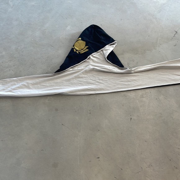 Head and shoulders cover - Picture 2 of 4